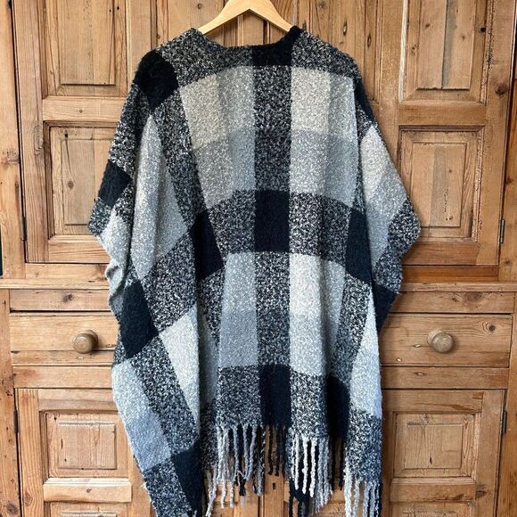 Woolrich‎ Women's Ultra Soft & Cozy Blanket Wrap (Amelia, OSFM) - Picture 5 of 5